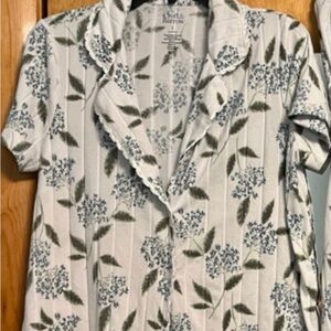 Notations Cream and Green Floral Button Down Shirt